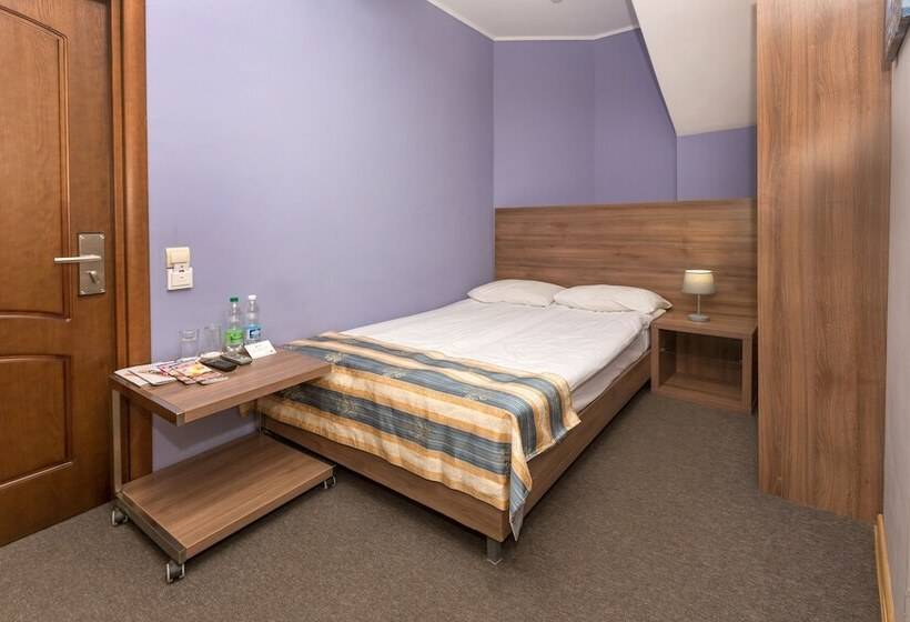 غرفة إقتصادية, Lviv Central Jam