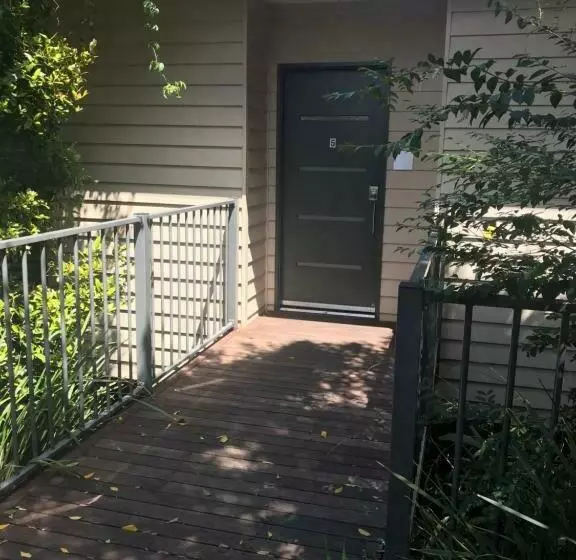 ガーデンビューの１ベッドルームビラ, Tranquil Getaways On Obi Maleny