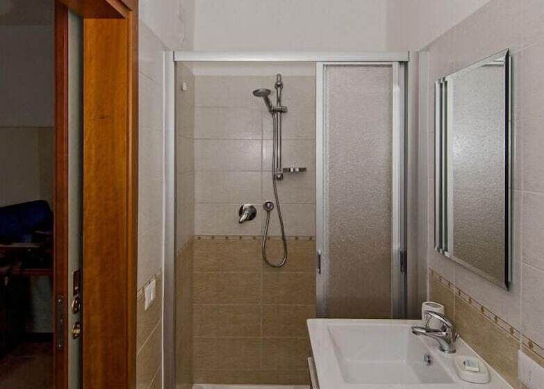 4인용 스탠다드 룸, Paris