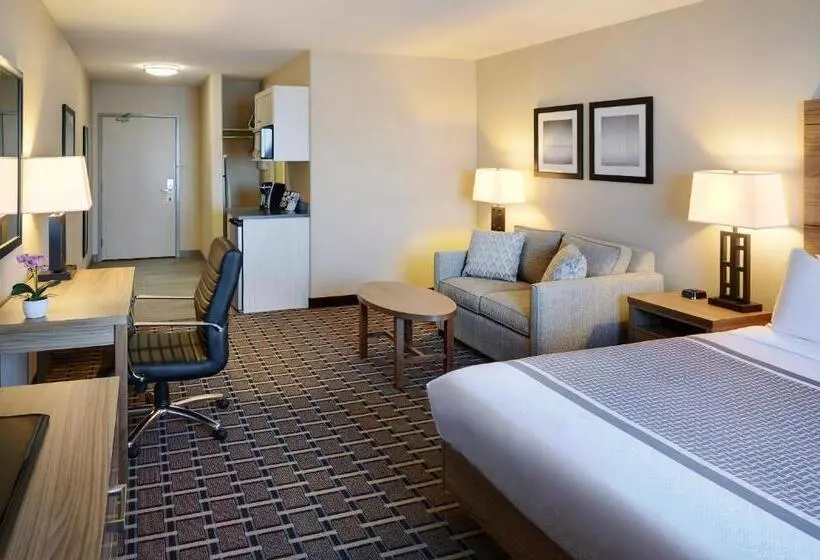 キングサイドベッドのスタンダードワンルーム, Pomeroy Inn And Suites Vermilion