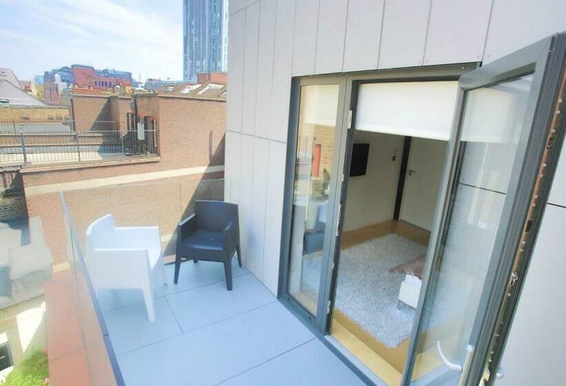 إستوديو ديلوكس, Room Home Stay