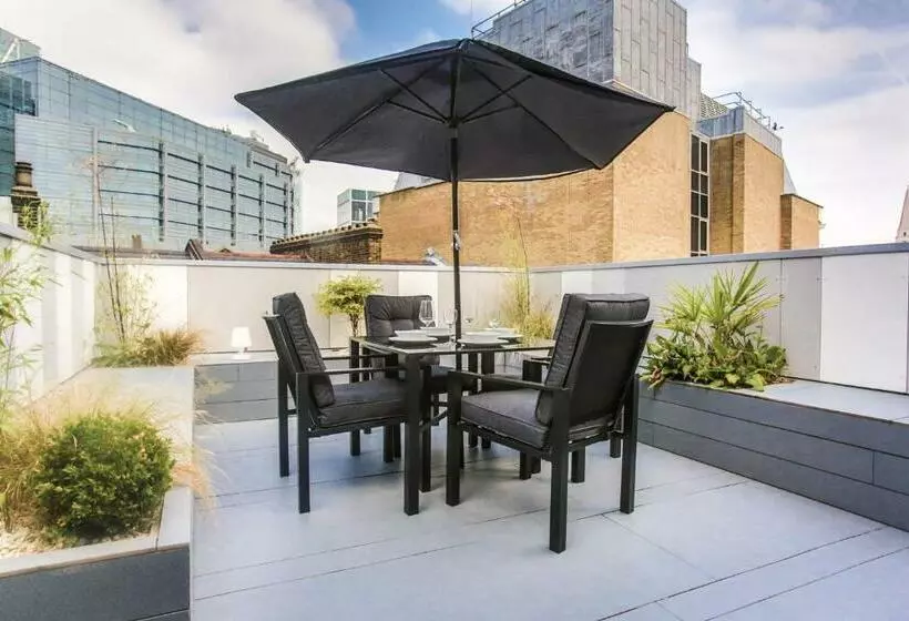 Suite with Terrace, Room Home Stay