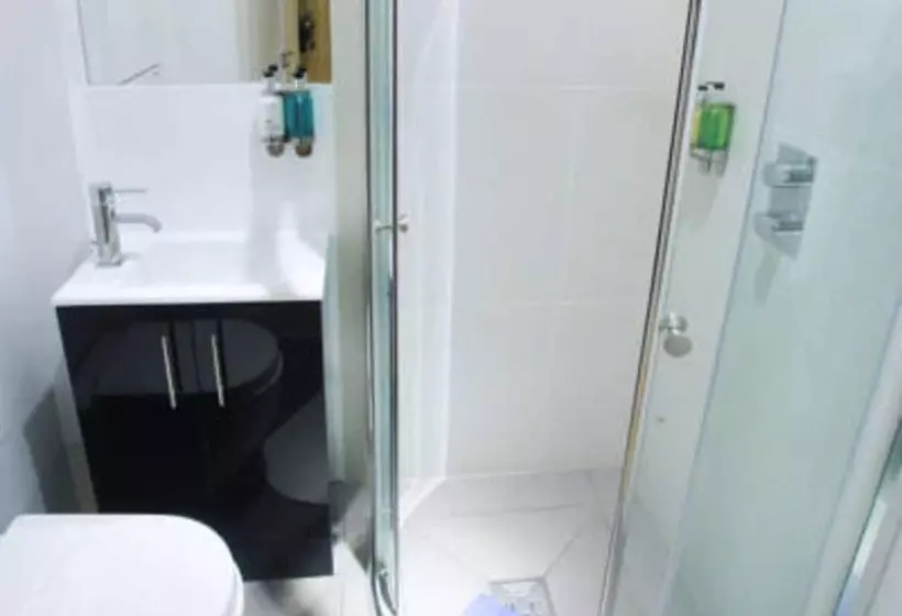سوییت, Room Home Stay