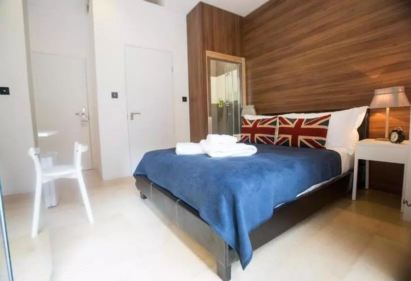اتاق استاندارد, Room Home Stay