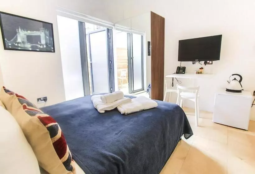 اتاق استاندارد, Room Home Stay