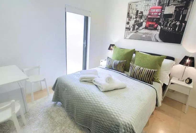 اتاق استاندارد, Room Home Stay