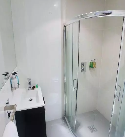 اتاق استاندارد با بالکن, Room Home Stay