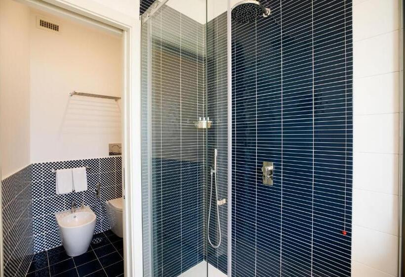 جناح جونيور سوبريور, Villa Fiorella Art