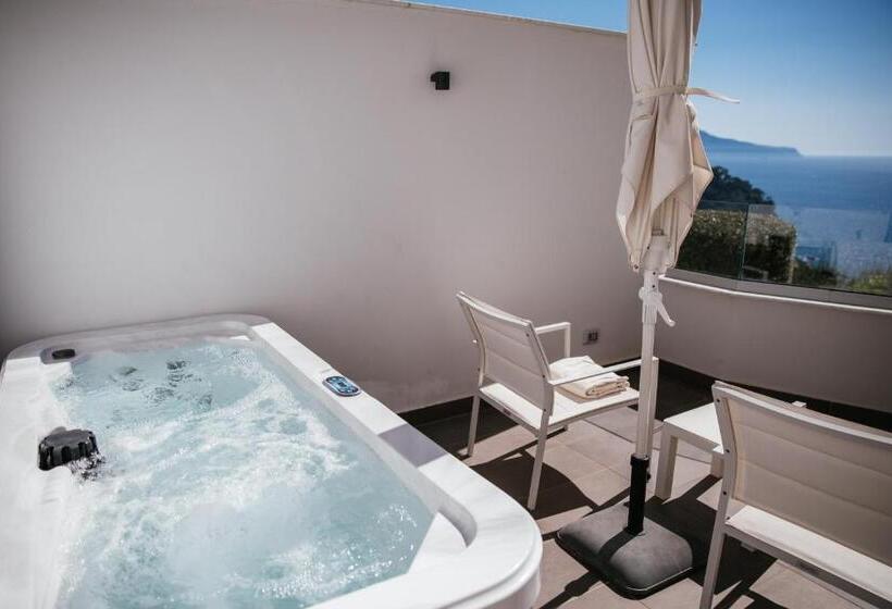 جناح مزود بجاكوزى, Villa Fiorella Art