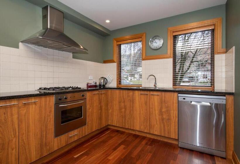 Апартаменты 2 Спальни, Wanaka Luxury Apartments