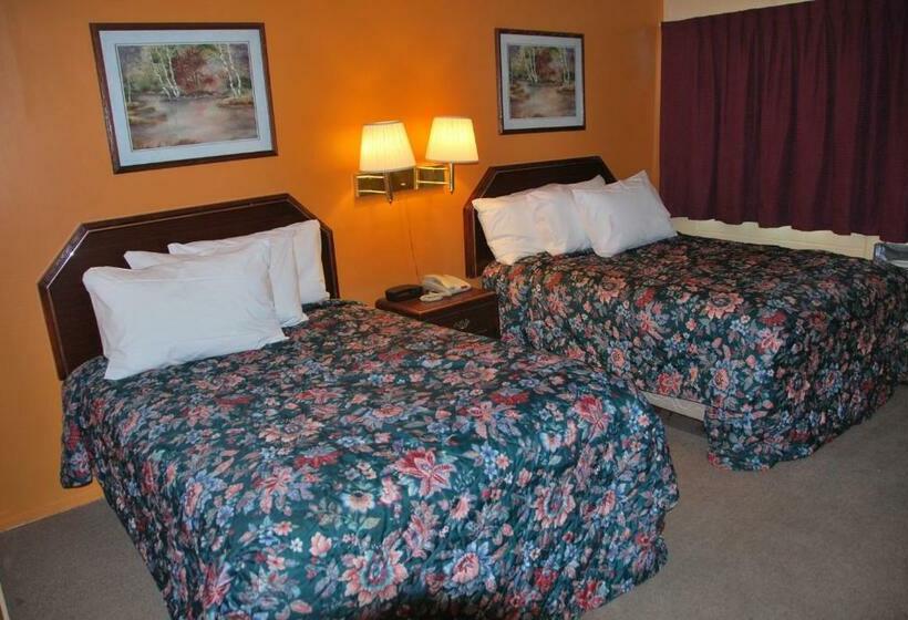 ２ダブルベッドのスタンダードルーム, Imperial Motel Cortland