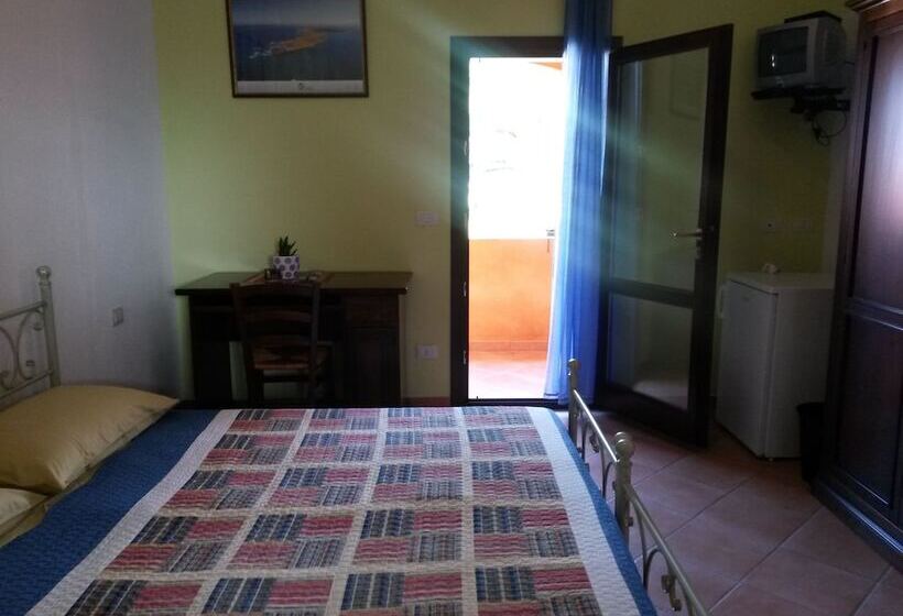 חדר סטנדרט עם טרסה, Affittacamere Le Statue Del Sinis