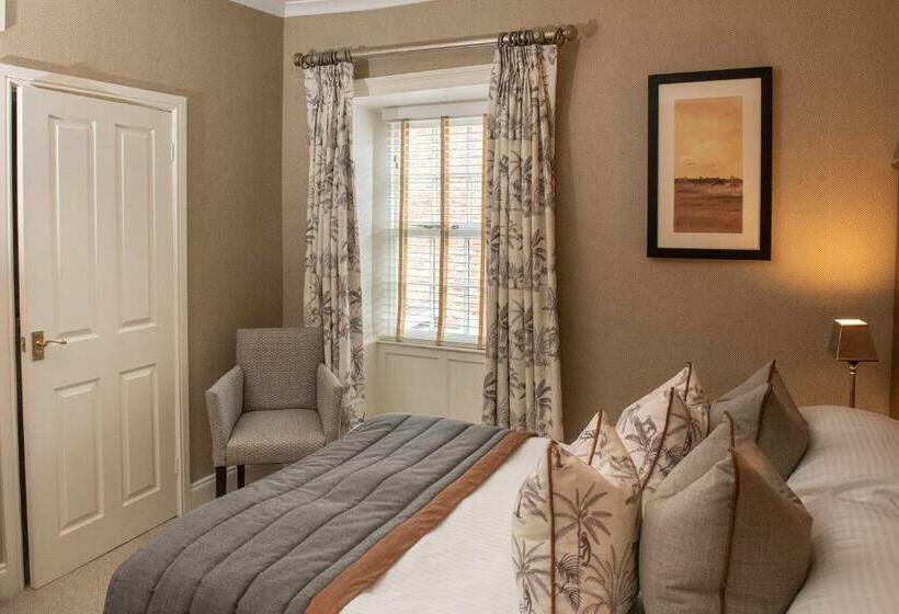 غرفة عائلية, Roundthorn Country House & Luxury Apartments