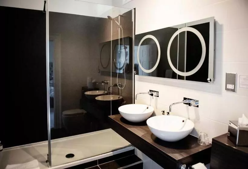 スーペリアールーム, Roundthorn Country House & Luxury Apartments