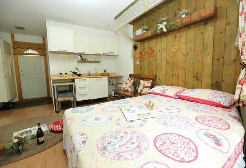 חדר סטנדרט, Sicily Pension