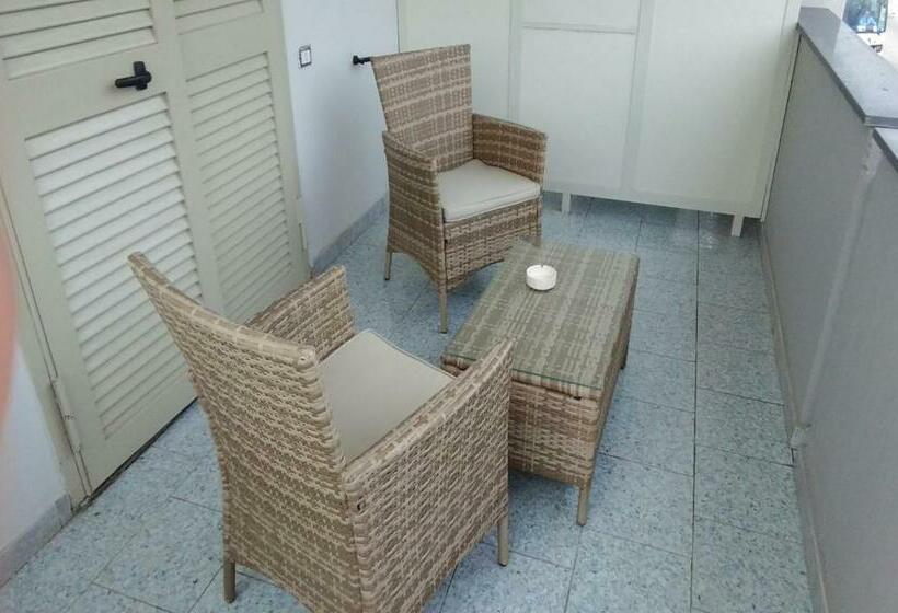 חדר דלוקס עם מרפסת, B&b Sweet Home Two Steps From The Ruins..