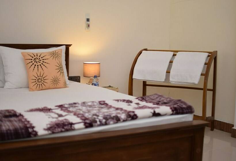 غرفة سوبيريور, White Palace