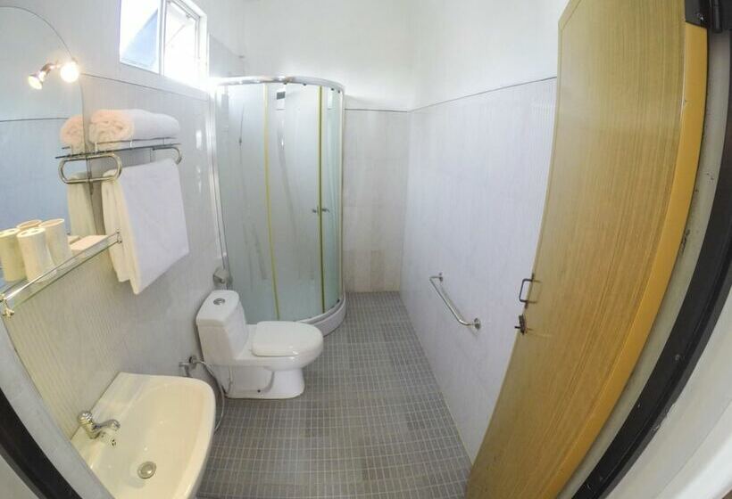 غرفة ديلوكس, White Palace