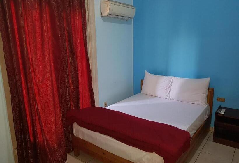 اتاق استاندارد یک تخته با سرویس بهداشتی مشترک, Hostel Vienna