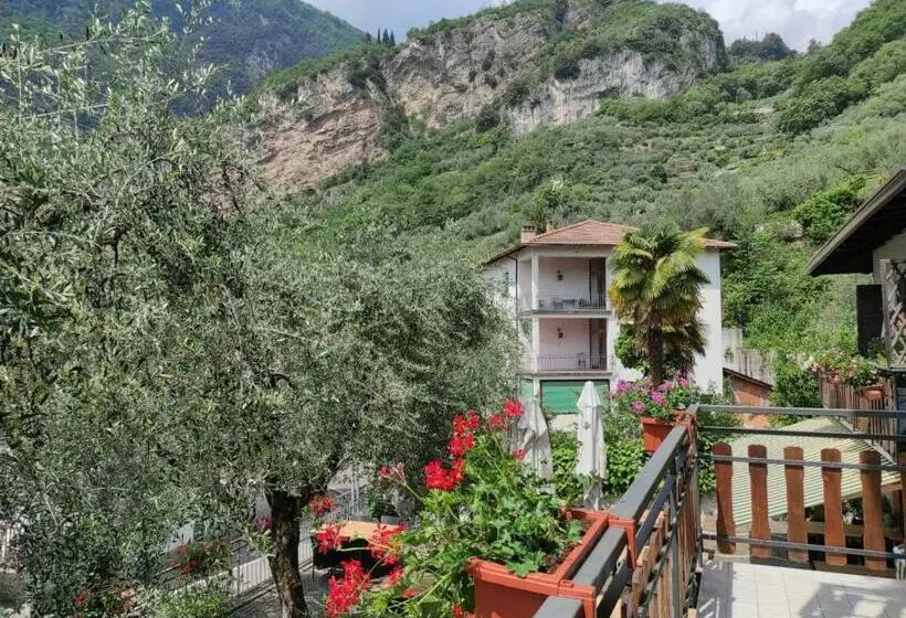 バルコニー付きスタンダードルーム, Albergo Stella D Italia