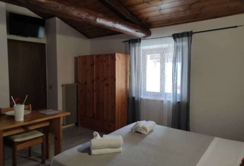 غرفة قياسية مطلّة علي البحيرة, Albergo Stella D Italia