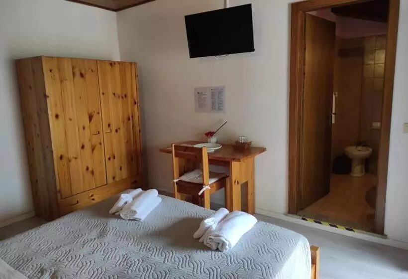 レイクビュースタンダードルーム, Albergo Stella D Italia