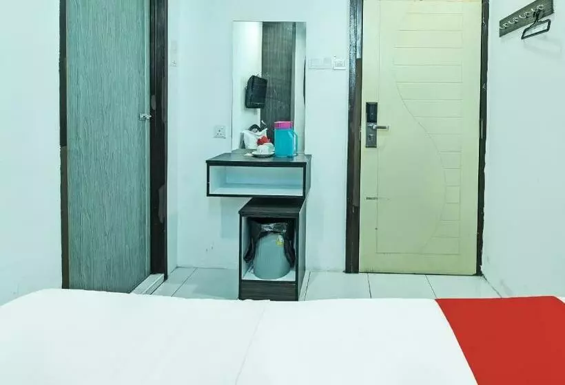Deluxe Yhden Hengen Huone, Checkedinn