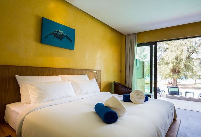 اتاق استاندارد با چشمانداز دریا, Coriacea Beachfront Boutique Phuket Resort Sha Plus