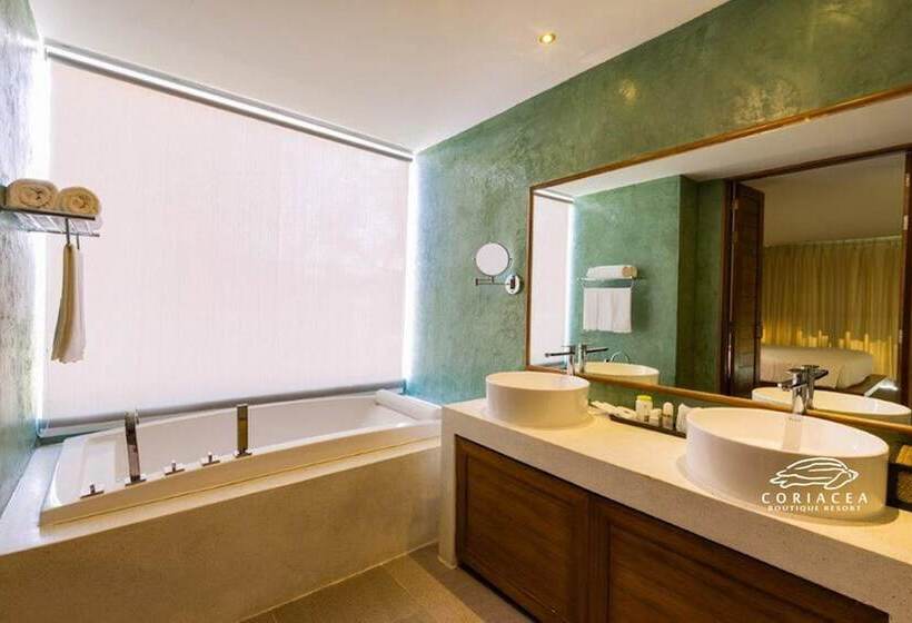 سوییت با چشمانداز دریا, Coriacea Beachfront Boutique Phuket Resort Sha Plus