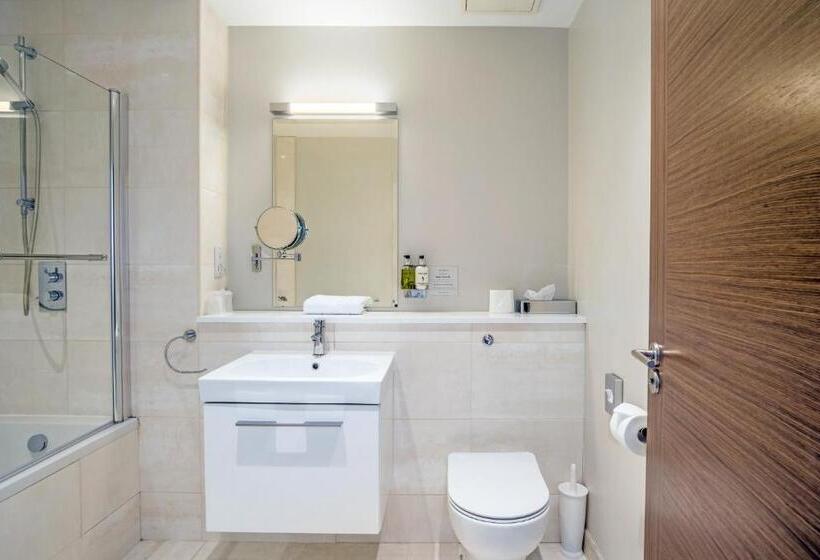 חדר סטנדרט נוף למגרש גולף, Cotswolds Hotel & Spa