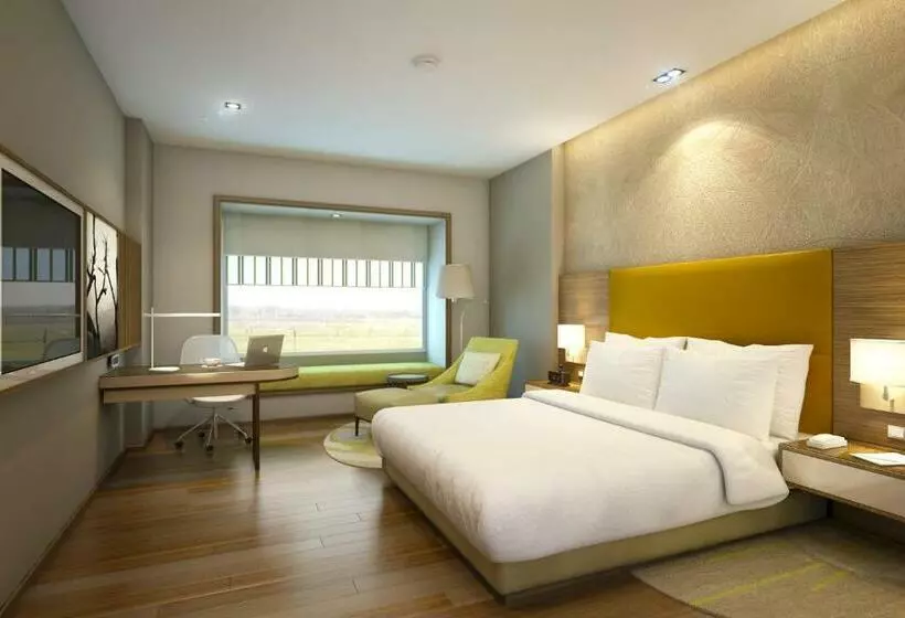 シティビューのデラックスルーム, Courtyard By Marriott Raipur