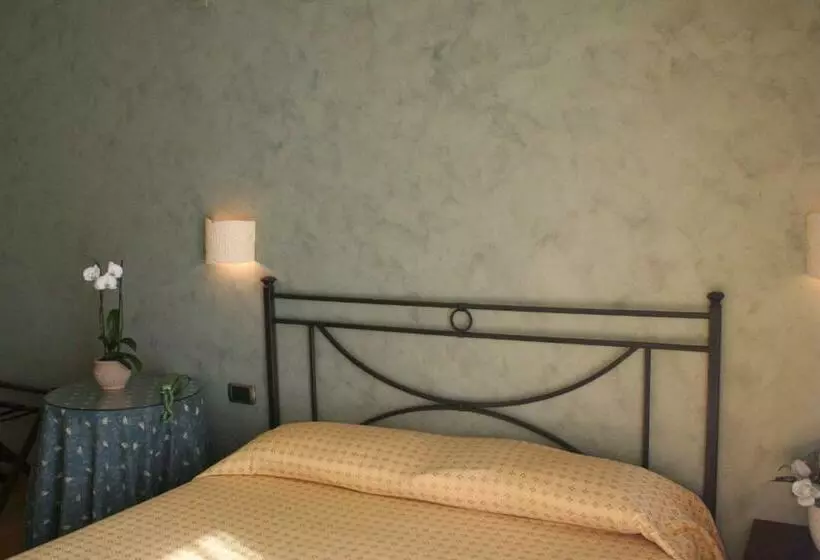 Standard-huone, Diamante