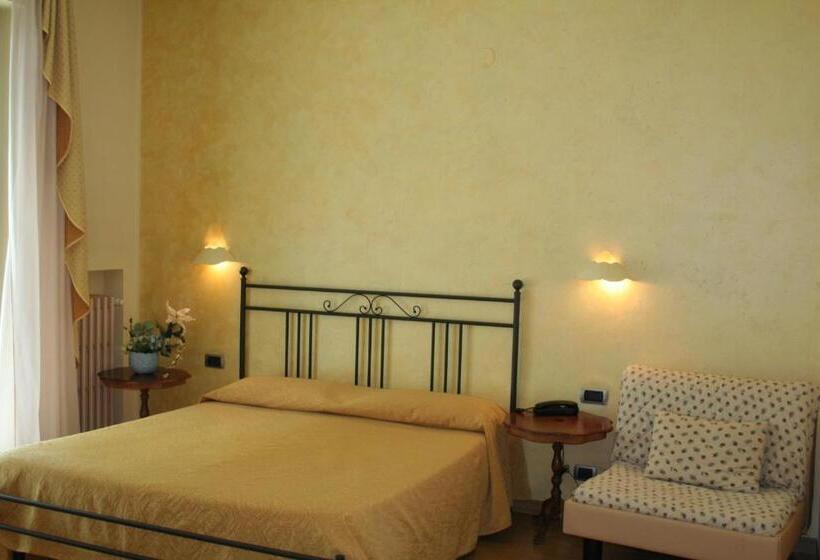 스탠다드 룸, Diamante