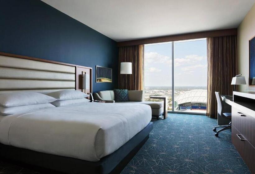 חדר קלאב עם מיטת קינג, Marriott Marquis Houston