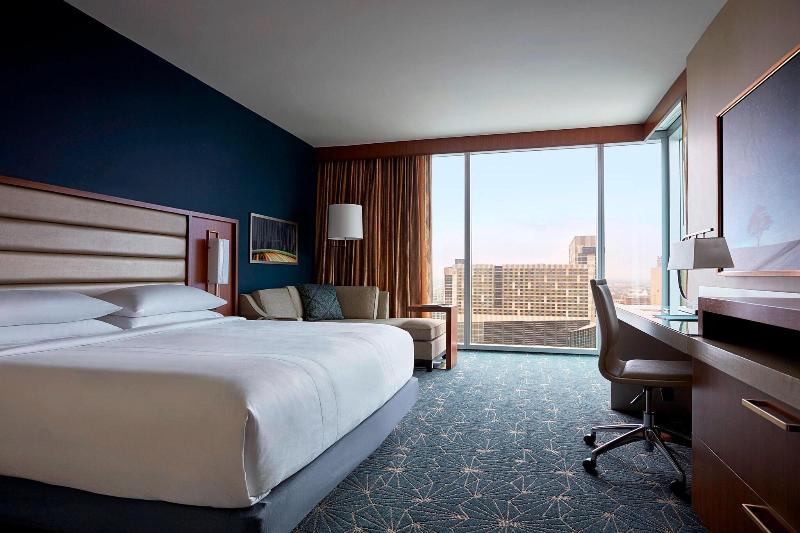 Стандартный Номер Кровать Кинг, Marriott Marquis Houston