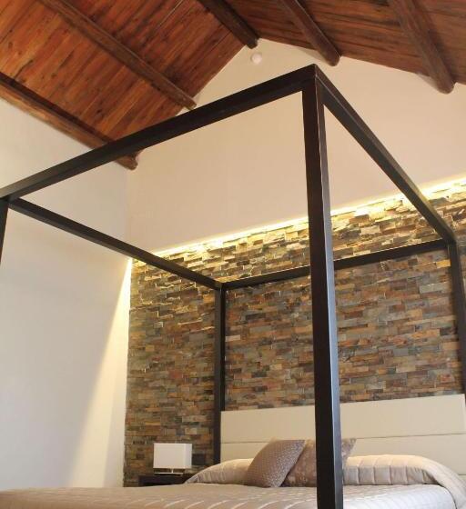 اتاق سوپریور, Nido Dell Aquila