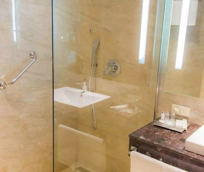 スイート, Ramada Plaza By Wyndhamvoronezh City Centre
