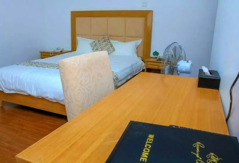 اتاق استاندارد, Rosemary Courts