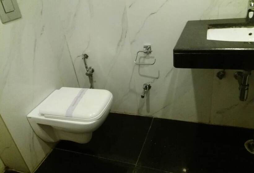 Номер Deluxe, Station View