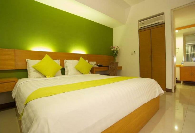 דירת שלושה חדרים, Sunset Residence And Condotel