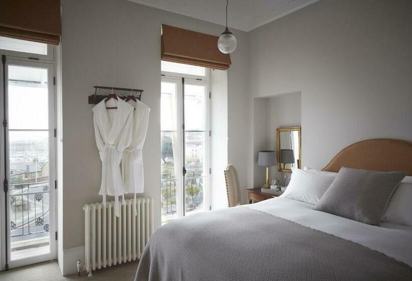 غرفة ديلوكس مطلّة علي البحر مزوَّدة بشُرفة, Albion House At Ramsgate