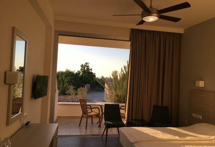 חדר סופריור, קומת קרקע, Aphrodite Beach