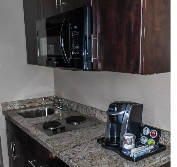 キッチン付きスタンダードルーム, Best Western Plus Moosomin