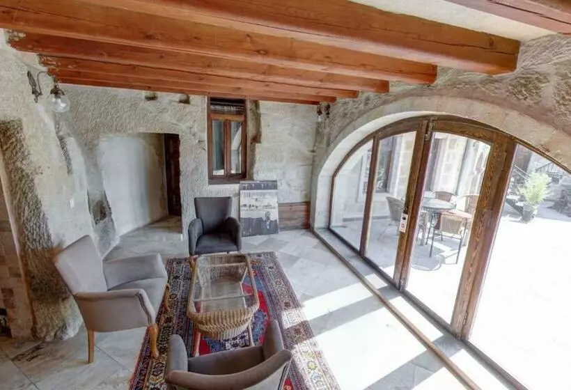 اتاق استاندارد, Elegance Cave Suites & Restaurant