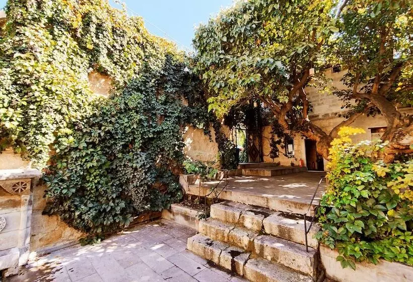 اتاق لوکس, Elegance Cave Suites & Restaurant