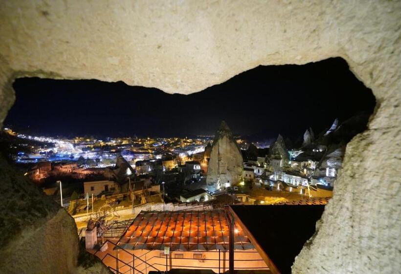 سوییت جونیور با بالکن, Elite Cave Suites