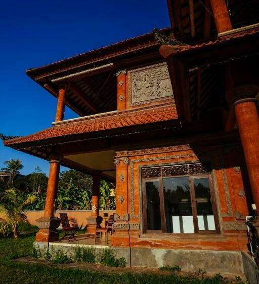 Standard-huone, Gayatri