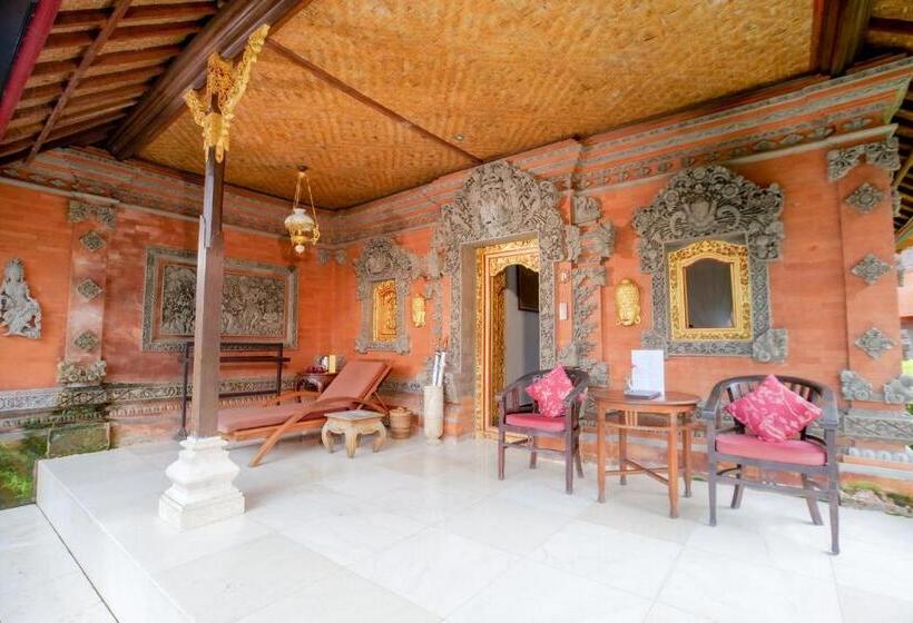 Standard-huone Allasnäkymä, Gayatri