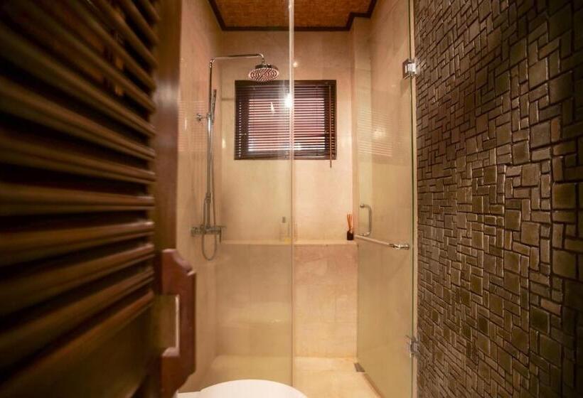 Standard-huone Parveke, Gayatri