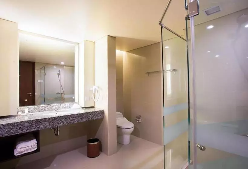 デラックスルーム, Golden Palace Hotel Lombok